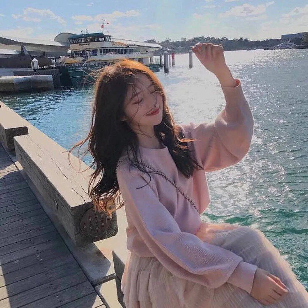 飞越谜情国语 海报